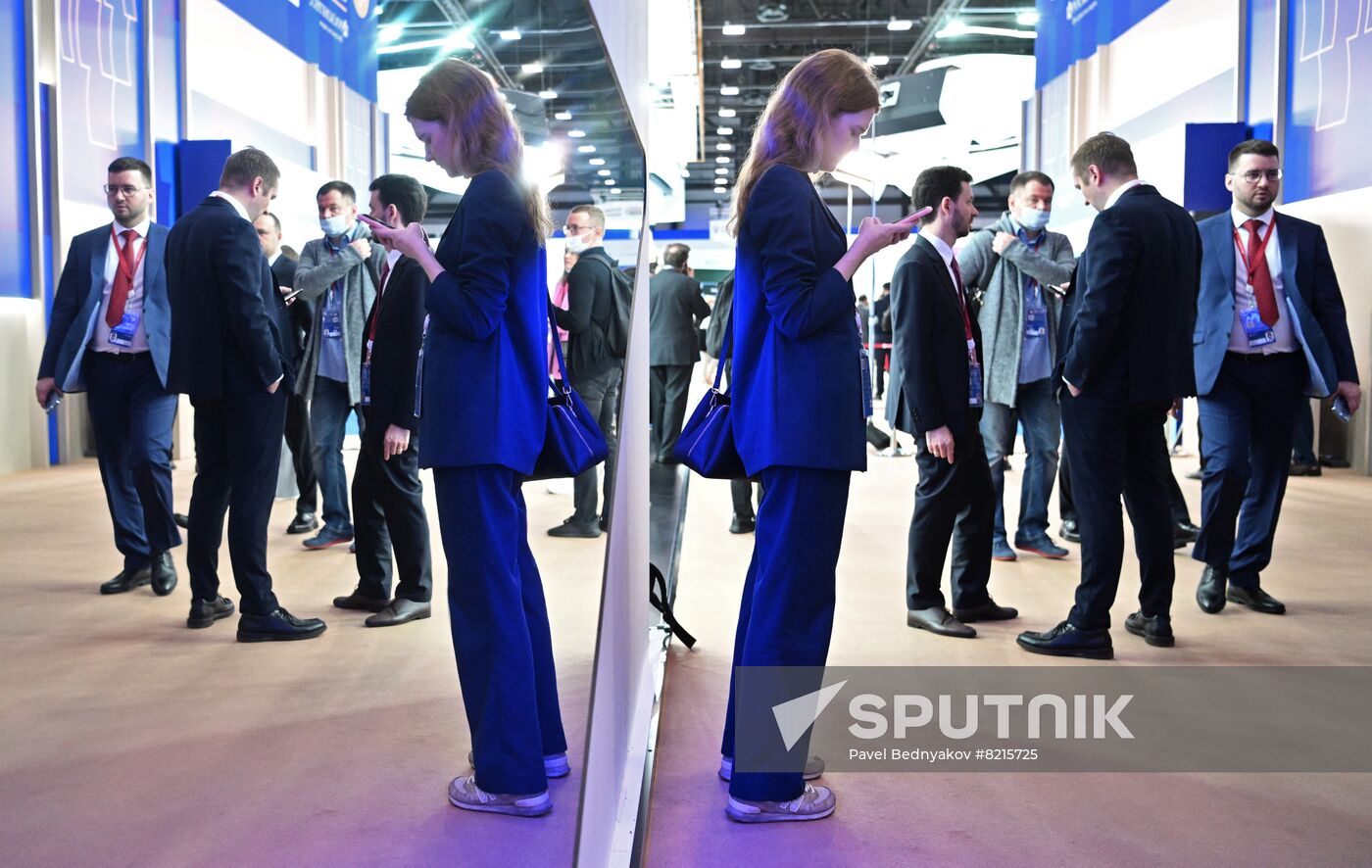 Russia SPIEF Sidelines