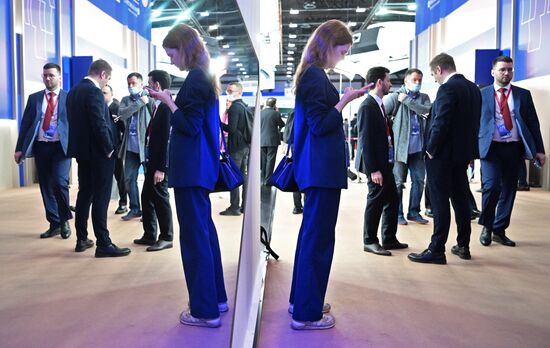 Russia SPIEF Sidelines