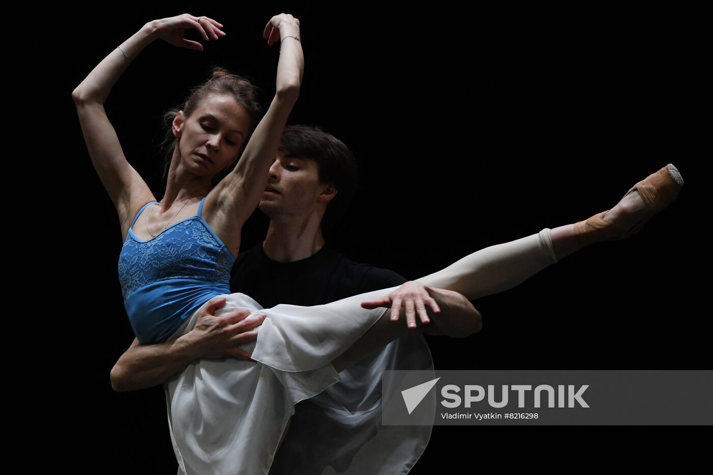 Russia Ballet Modern Choreography Evening Rehearsal