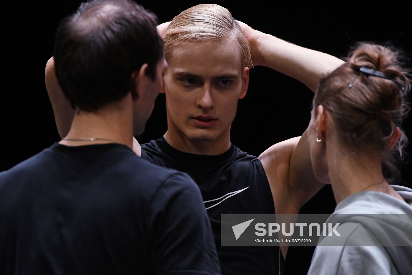 Russia Ballet Modern Choreography Evening Rehearsal