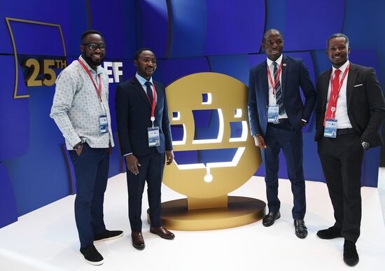 Russia SPIEF Sidelines