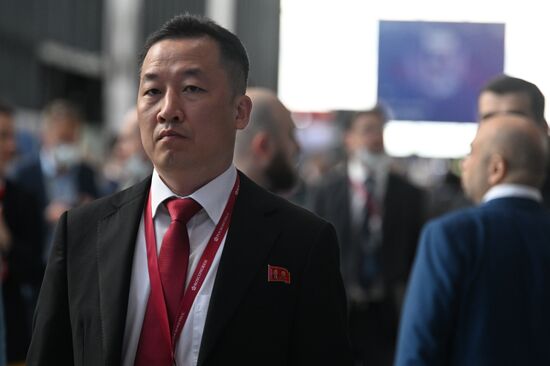 Russia SPIEF Sidelines