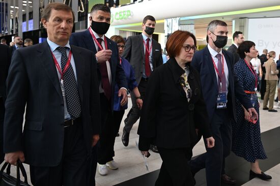 Russia SPIEF Sidelines
