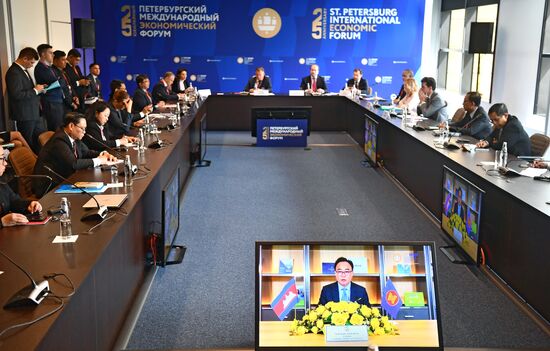 Russia SPIEF Session EAEU – ASEAN