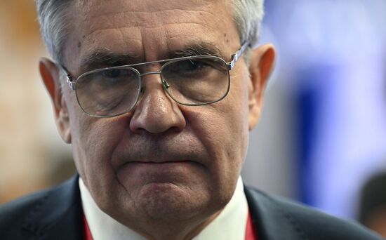 Russia SPIEF Sidelines