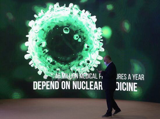 Russia SPIEF Sidelines