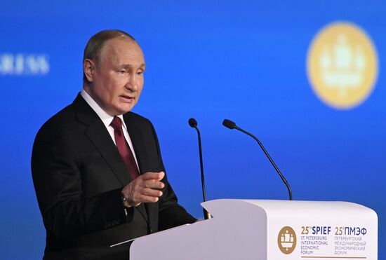 Russia SPIEF Putin
