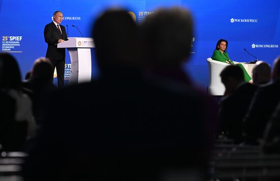 Russia SPIEF Putin