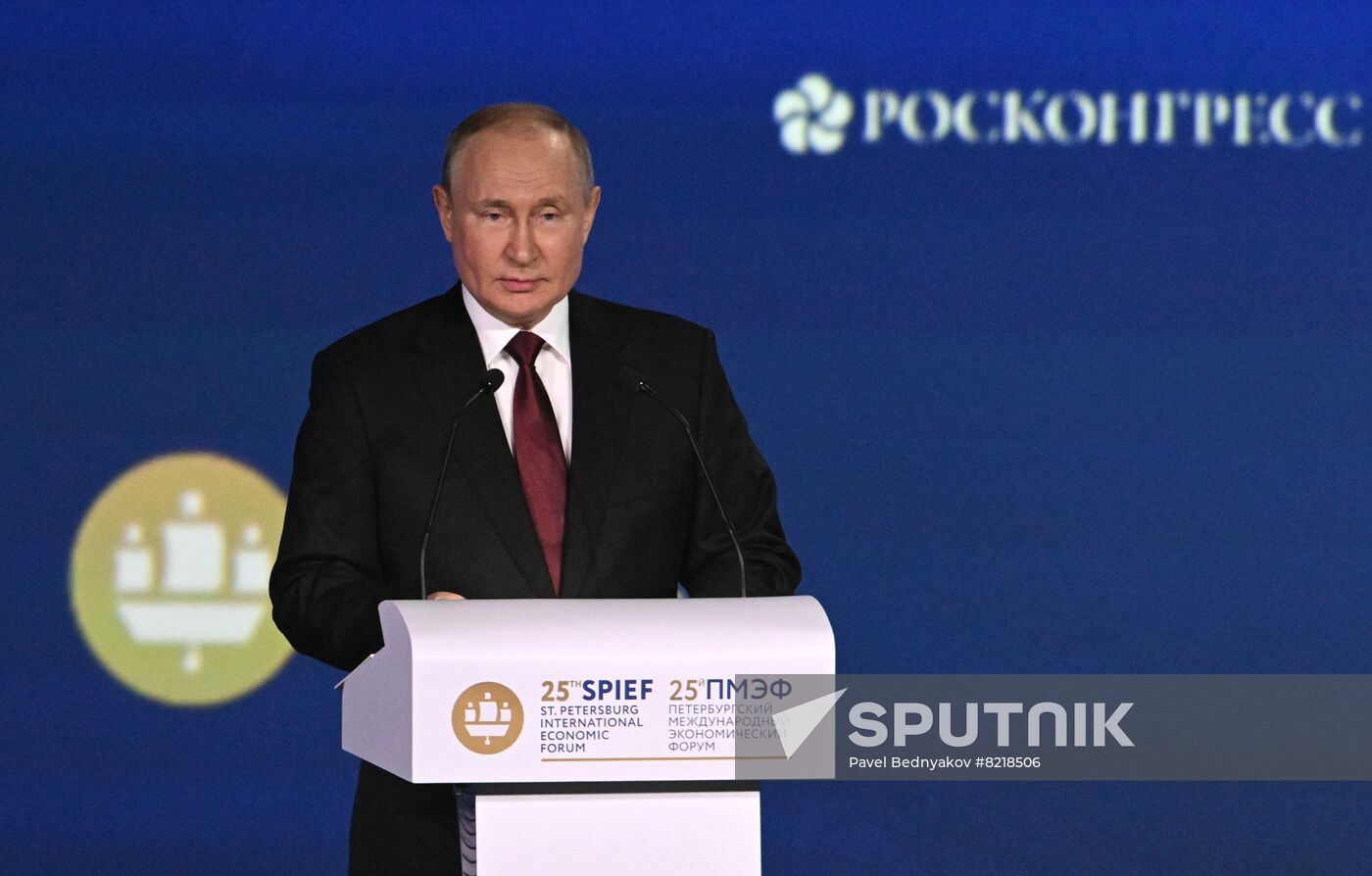 Russia SPIEF Putin