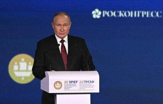 Russia SPIEF Putin