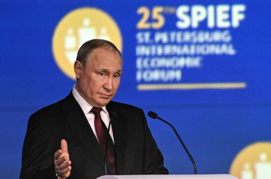 Russia SPIEF Putin