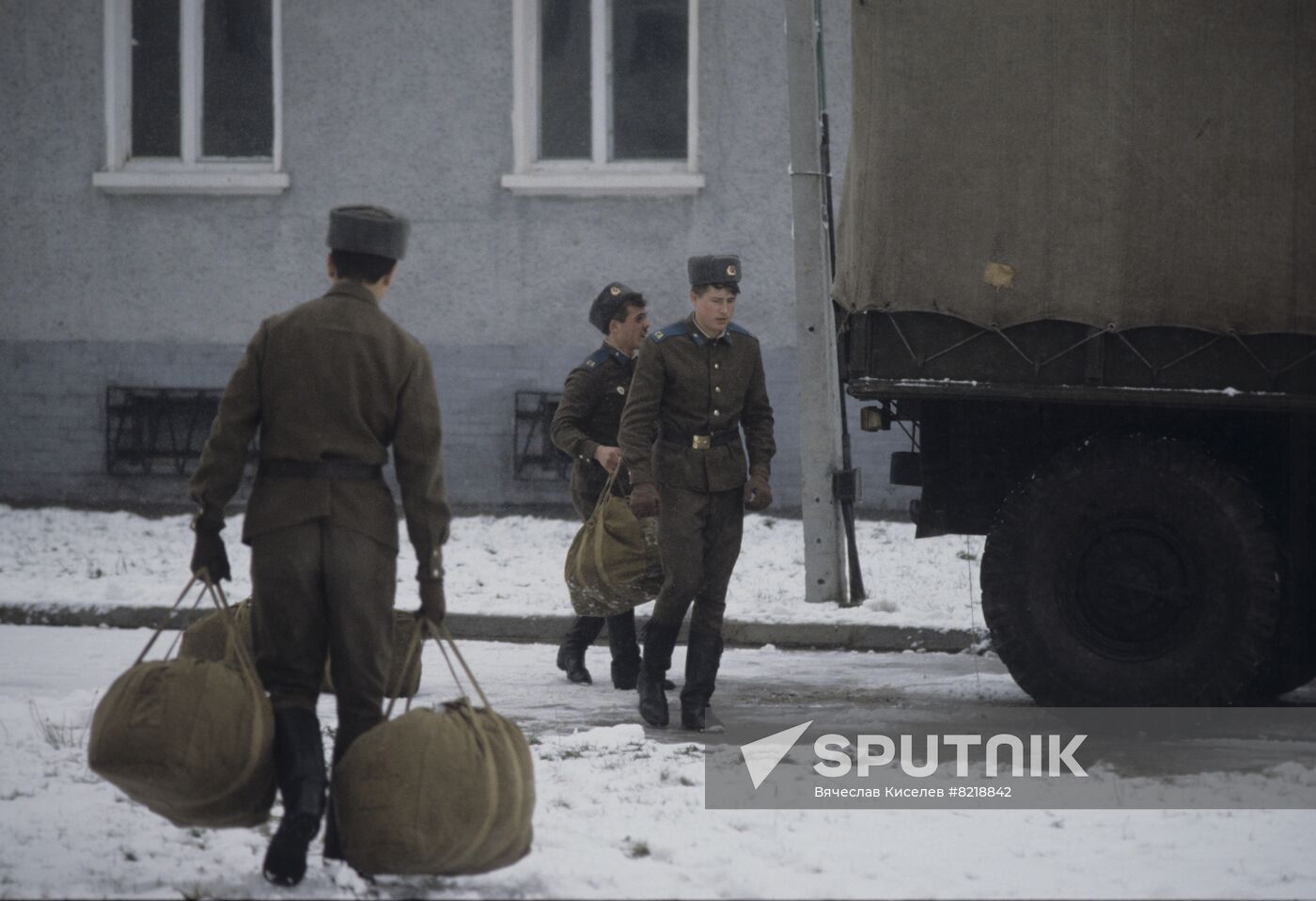 Withdrawal of USSR Armed Forces air assault brigade from Poland