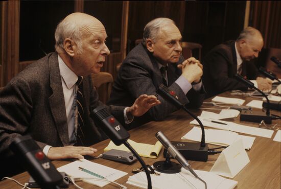 Roundtable discussion, "Vladimir Lenin's Ideas and the Future of Socialism"