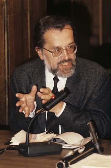 Roundtable discussion, "Vladimir Lenin's Ideas and the Future of Socialism"