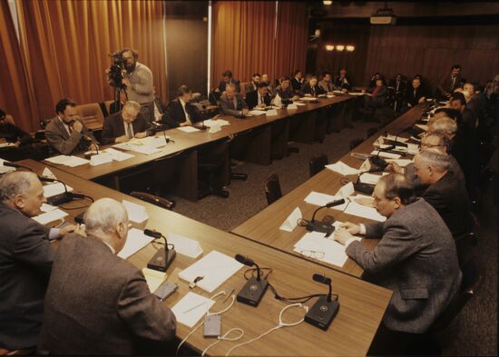 Roundtable discussion, "Vladimir Lenin's Ideas and the Future of Socialism"