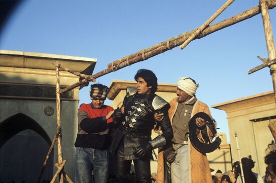 Filming Soviet-Indian film Ajooba