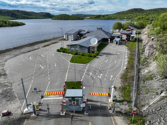 Russia Norway Truck Traffic Ban