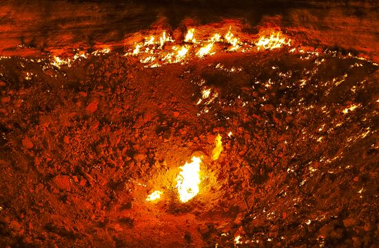 Turkmenistan Karakum Shining Gas Crater