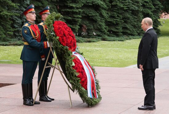Russia Putin WWII Remembrance and Sorrow Day