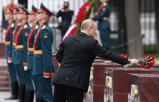 Russia Putin WWII Remembrance and Sorrow Day