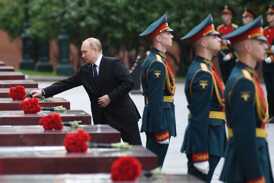 Russia Putin WWII Remembrance and Sorrow Day