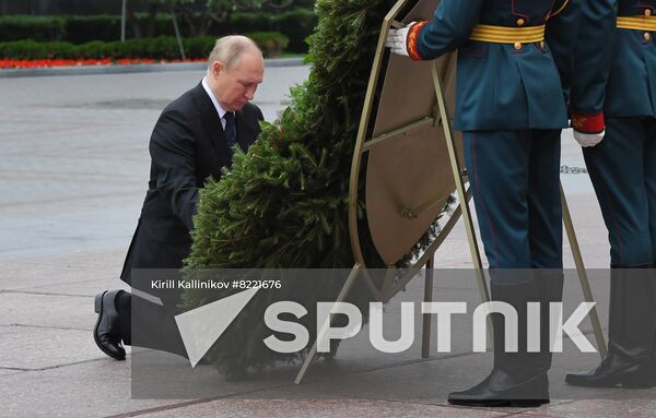 Russia Putin WWII Remembrance and Sorrow Day
