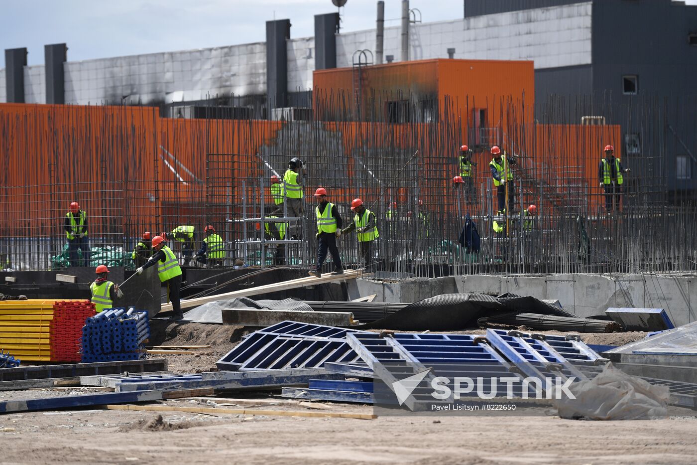 DPR Russia Ukraine Military Operation Construction