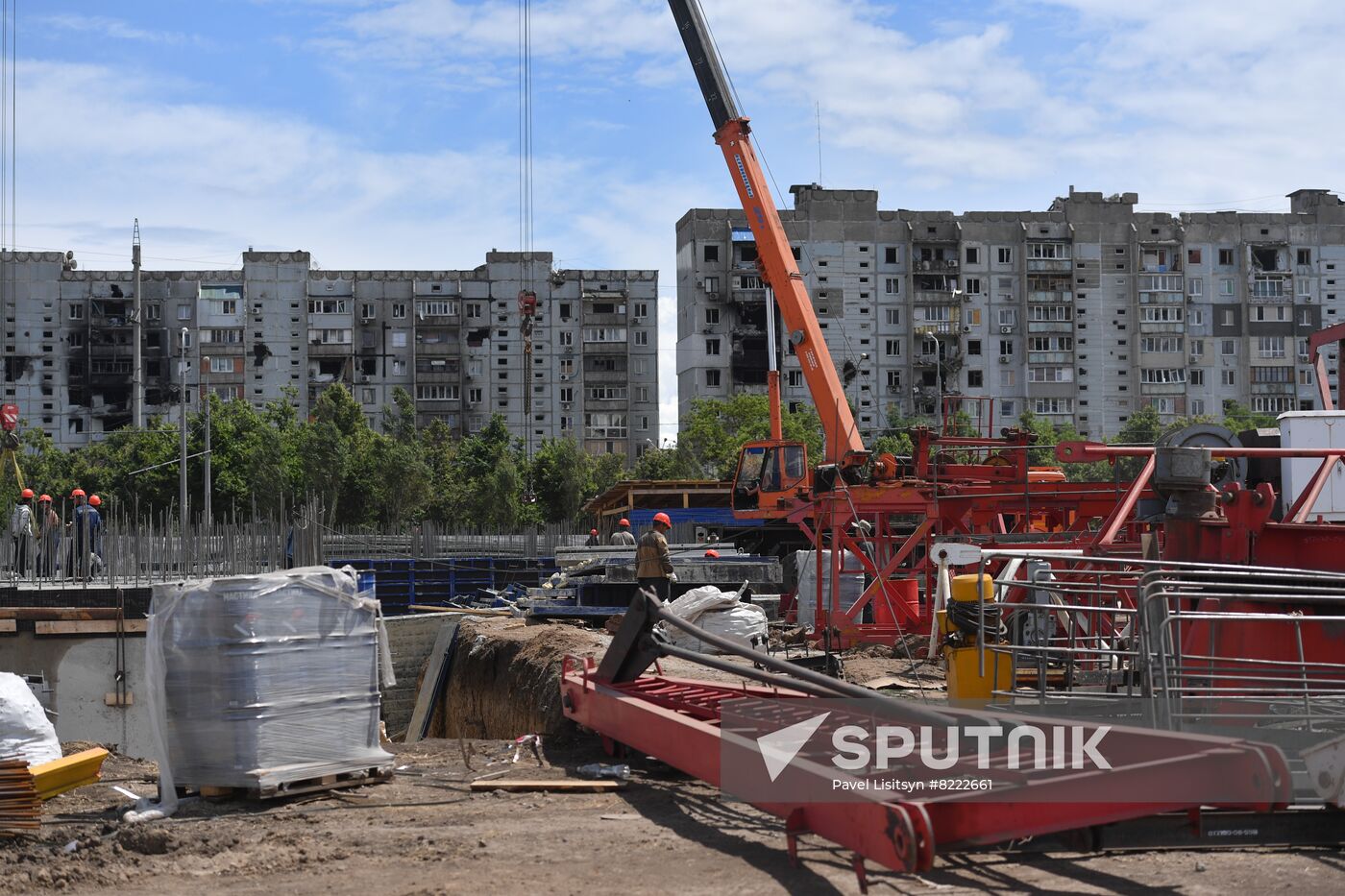 DPR Russia Ukraine Military Operation Construction