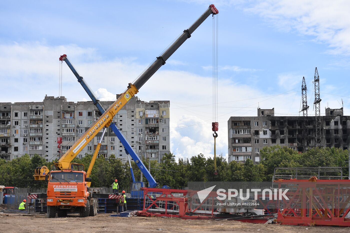 DPR Russia Ukraine Military Operation Construction