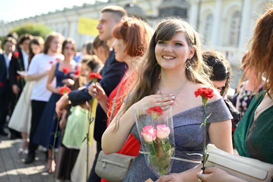 Russia School Graduation