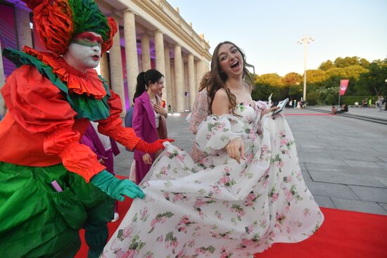 Russia School Graduation