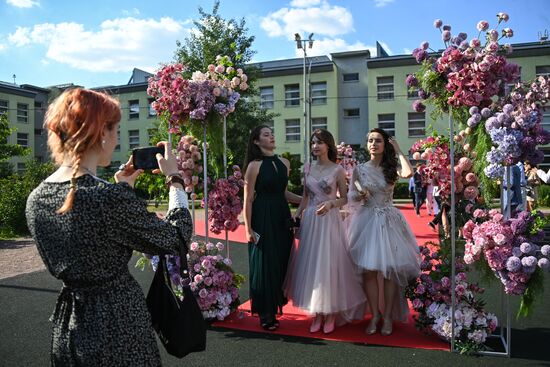 Russia School Graduation