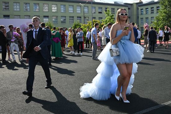 Russia School Graduation