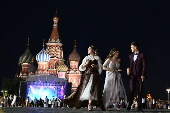 Russia School Graduation