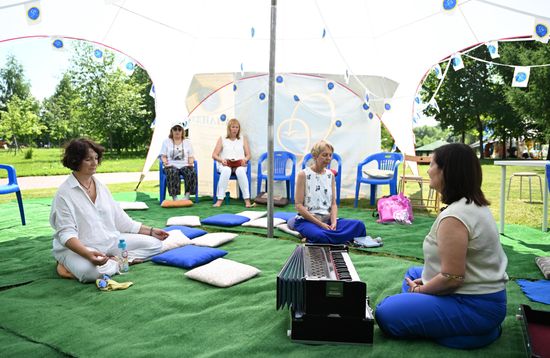 Russia Yoga Day