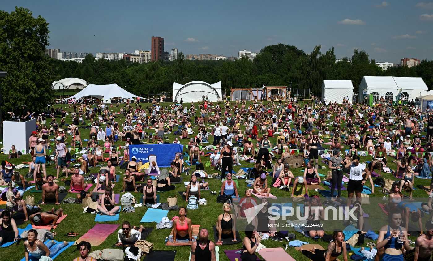 Russia Yoga Day