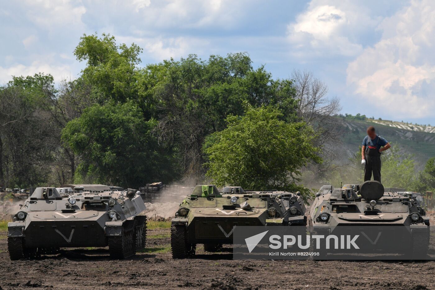 Ukraine Russia Military Operation Repair Unit