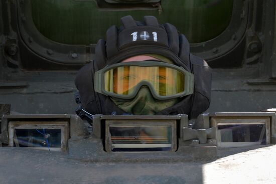 Ukraine Russia Military Operation Repair Unit