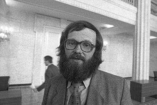 Association of Peasant (Farmer) Farms and Agricultural Cooperatives (AKKOR)