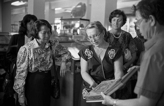 Thai delegation visits USSR