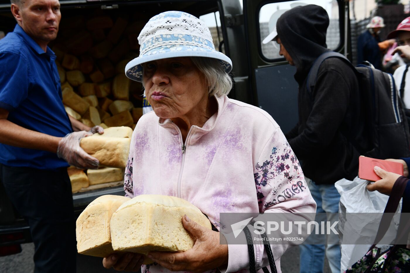 DPR Russia Ukraine Military Operation Humanitarian Aid