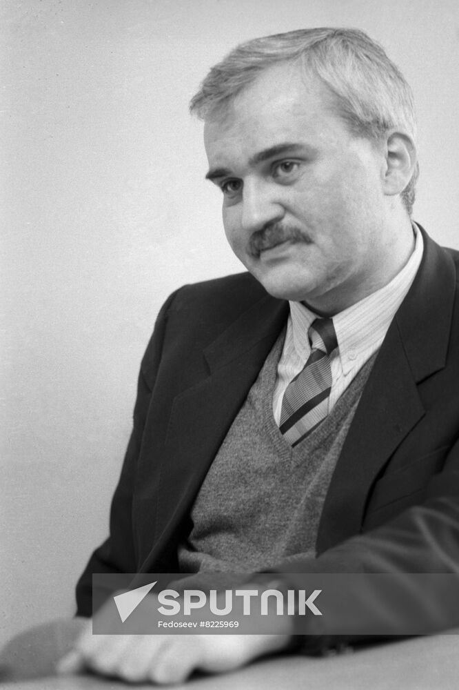 M. Bezrukov