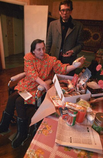 Humanitarian aid from Hamburg, West Germany