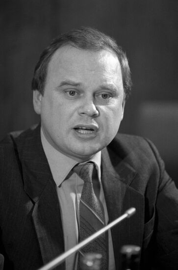 Political and Economic Consequences of Persian Gulf War