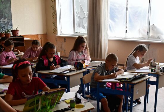 DPR Russia Ukraine Military Operation Classes Resumption