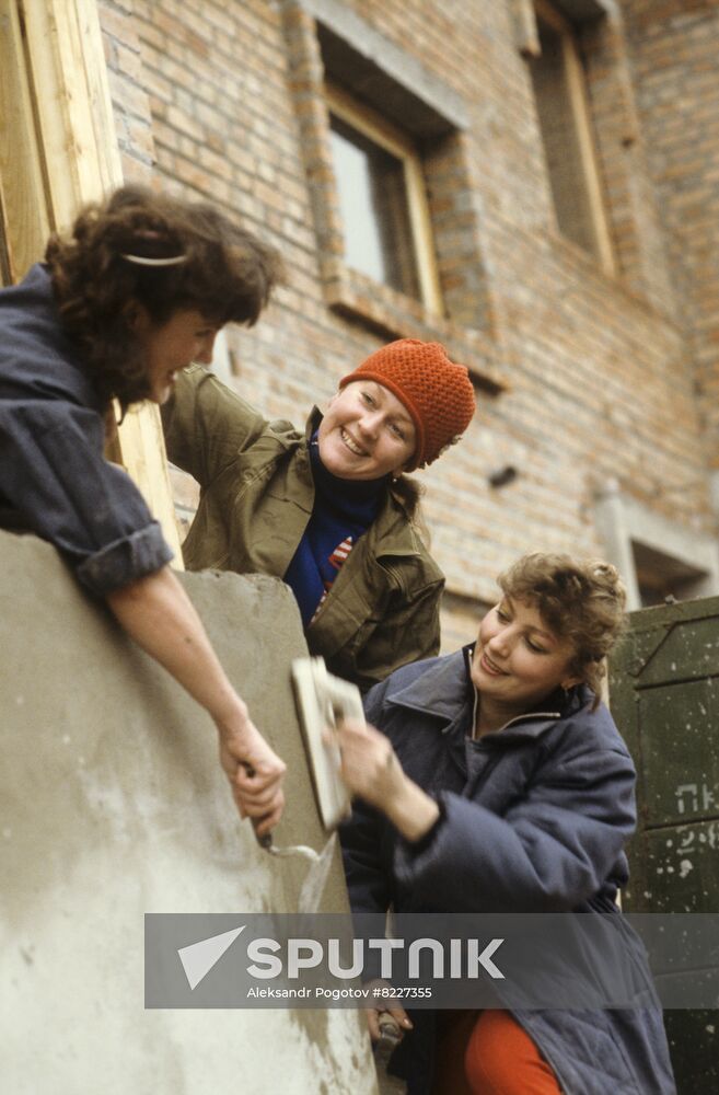 Construction of youth residential complex in Taganrog