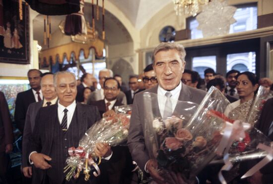 Opening Indian goods store in Moscow
