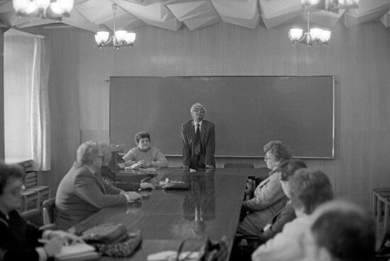Indian delegation visits USSR