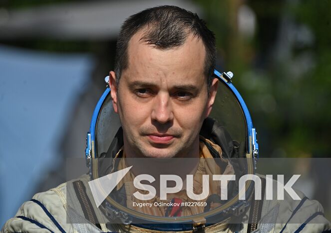 Russian cosmonaut Oleg Platonov, crew member of the 70th expedition to the International Space Station, is seen after finishing practice an emergency landing in water at Russia's Emergency Ministry base in Noginsk, Moscow region, Russia. Location: Russia, Moscow region. Author: Evgeny Odinokov/Sputnik. Russia Space