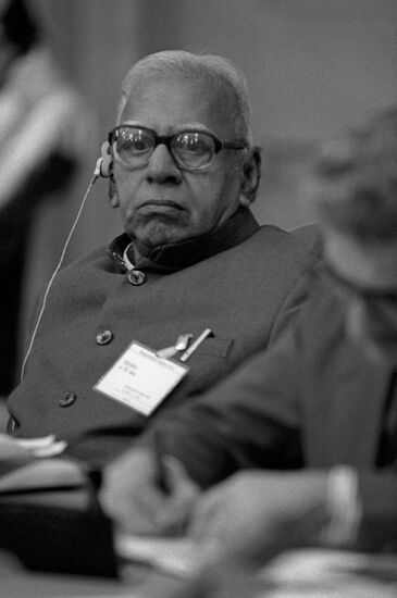 Lenin and 20th Century roundtable discussion